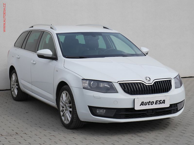 Škoda Octavia (2014) 2.0TDi, DSG, navi, bixen - fotografie inzerátu
