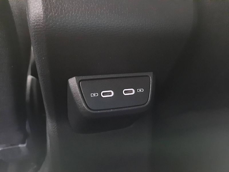 Volkswagen Taigo (2023) 1.5 TSI (110kW/150k) DSG, R-Li - fotka 23 z 26