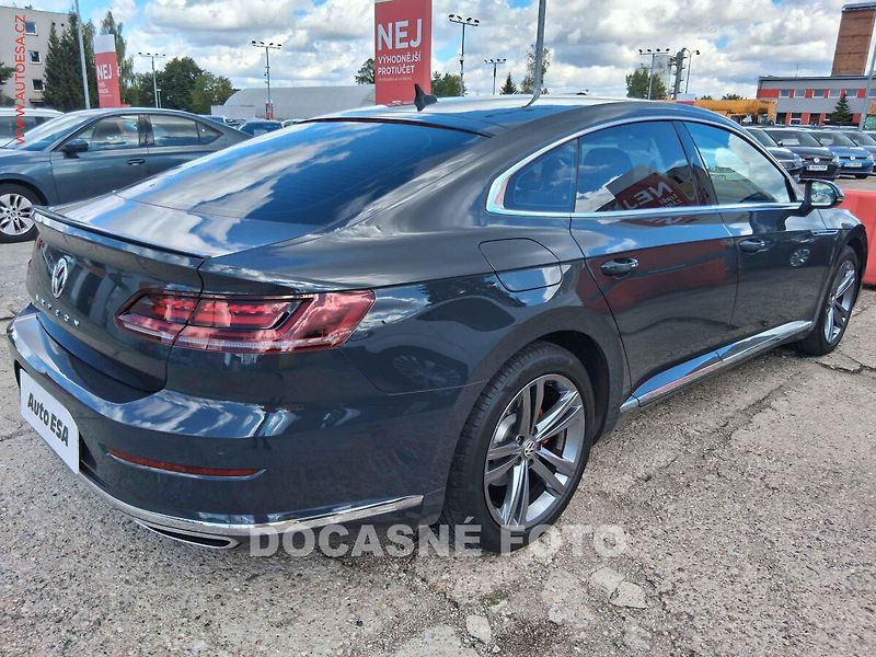 Volkswagen Arteon (2020) 2.0 TSi, 2.maj, DSG, LED - fotka 2 z 3
