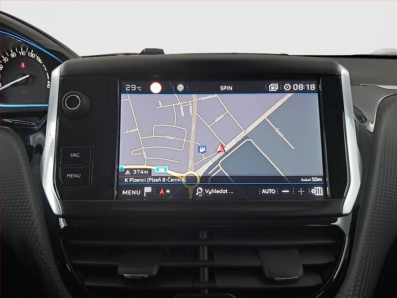 Peugeot 2008 (2018) Allure 1.2 PureTech, Automat - fotka 13 z 20