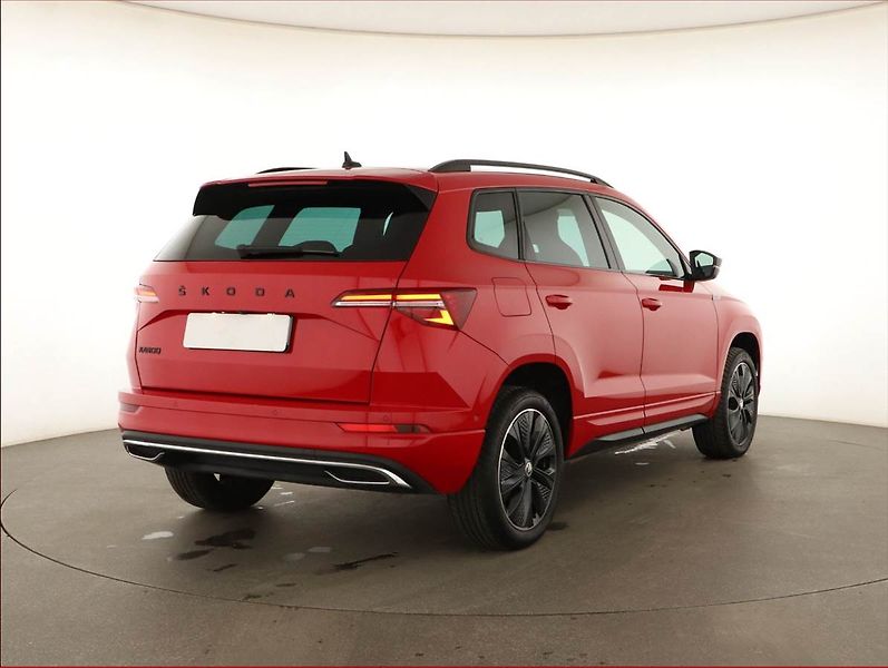 Škoda Karoq (2024) Sportline 1.5 TSI - fotka 5 z 17