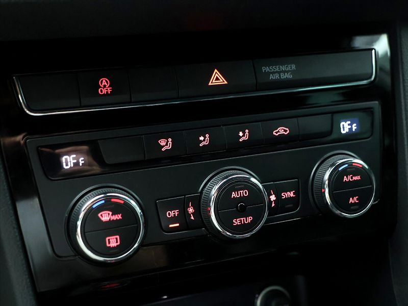 Seat Ateca 1,5 TSI 110kW DSG Xcellence LE - fotka 20 z 30