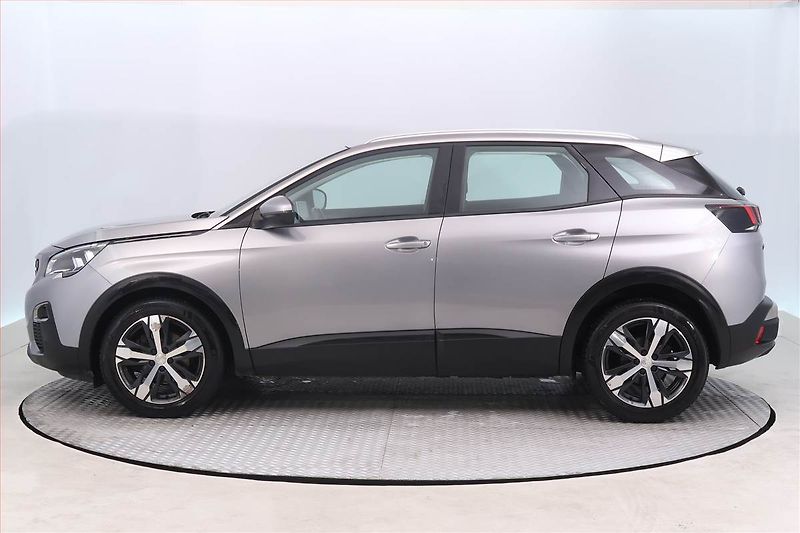 Peugeot 3008 (2017) 1.6 BlueHDi, Serv.kniha, Navi - fotka 3 z 19