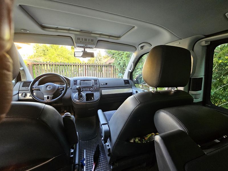 Volkswagen Multivan (2014) - fotka 14 z 16