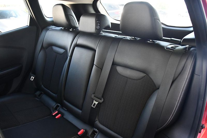 Renault Kadjar 1,5dCi 2xPNEU ALU TAŽNÉ NAVI - fotka 21 z 54