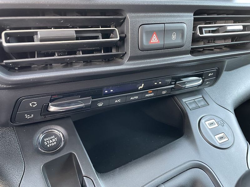 Toyota ProAce City Verso 1.5D 130k Family ODBĚR 11/2026 - fotka 20 z 30