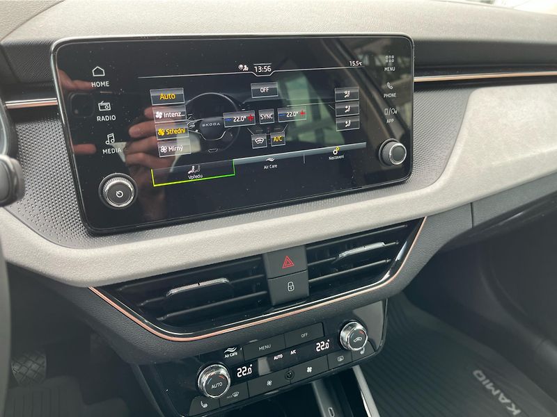 Škoda Kamiq 1.0 TSi 85 kW Top Selection - fotka 17 z 29