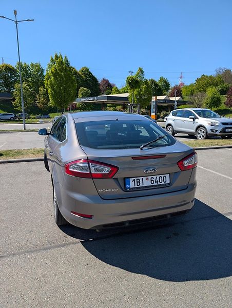 Ford Mondeo (2012) 2.0 TDCi, Titanium - fotka 6 z 7