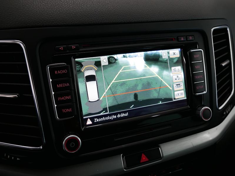 Volkswagen Sharan - fotka 17 z 25