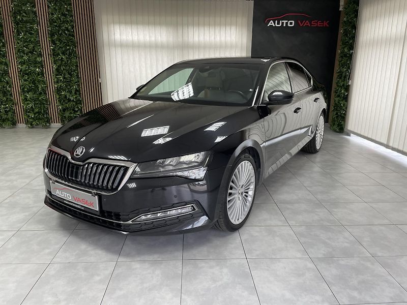 Škoda Superb 2.0 TDi DSG ČR NAVI ACC SERVIS - fotka 7 z 31