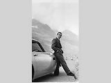 Aston Martin DB5 z filmů o Jamesi Bondovi