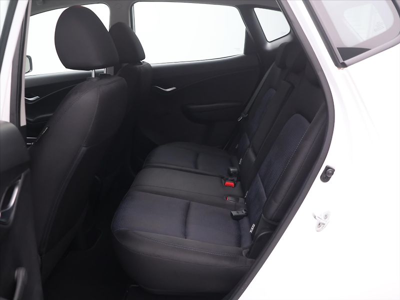 Hyundai ix20 1,4 CVVT 66kW Trikolor CZ - fotka 14 z 29