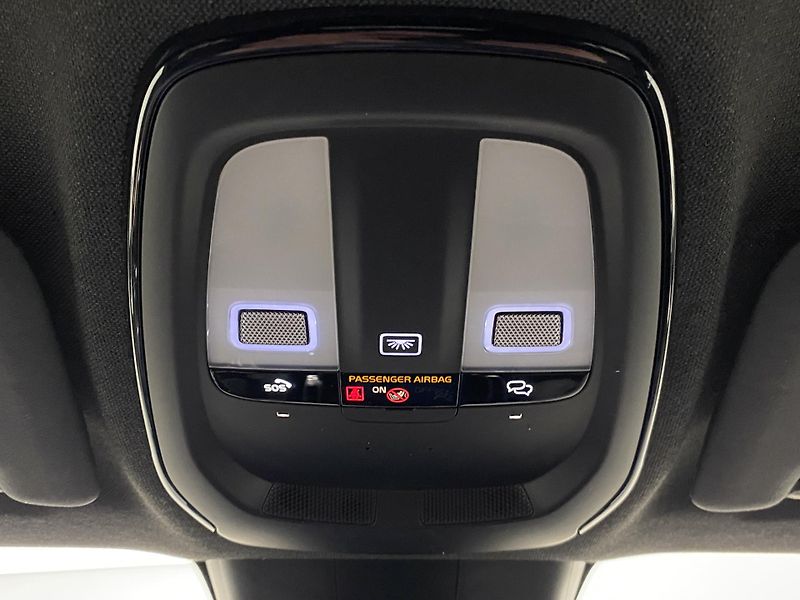 Volvo C40 PURE ELECTRIC SINGLE ULTIMATE - fotka 30 z 57