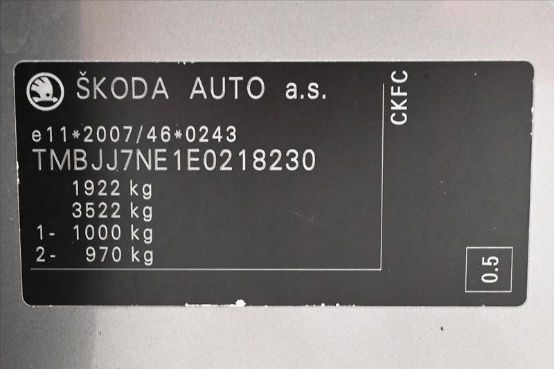 Škoda Octavia 2,0 TDI 110kW Elegance Tažné V - fotka 12 z 30
