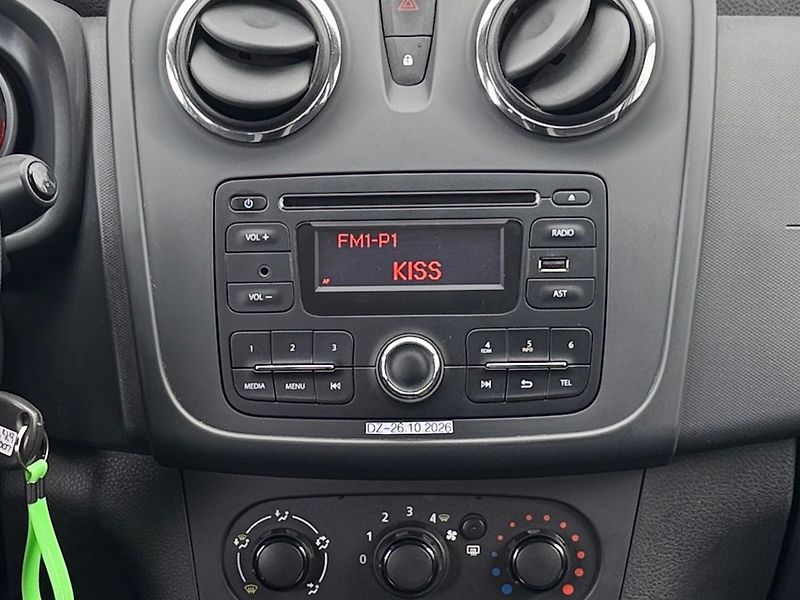 Dacia Logan (2016) 1,2i 54 kW Ambiente 1. maj. - fotka 18 z 24