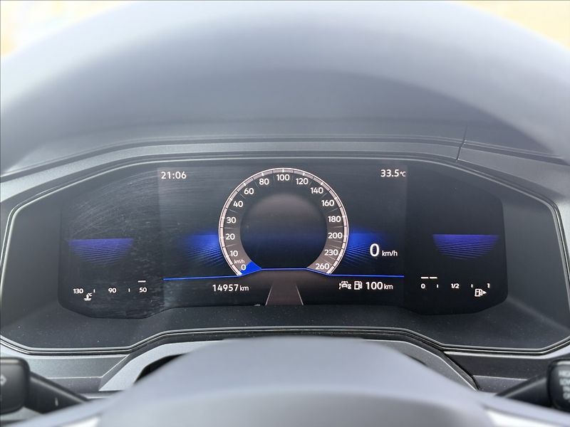 Volkswagen Polo 70kW FACE VIRTUAL 15tKm - fotka 21 z 31
