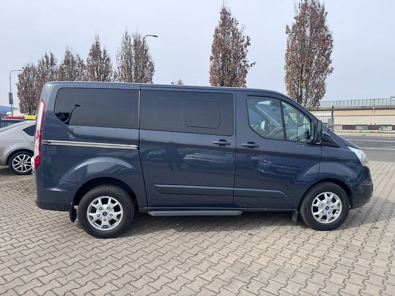 Ford Tourneo Custom (2013) 2,2D 114KW 8X  2X ŠOUP. SERVIS - fotka 7 z 50
