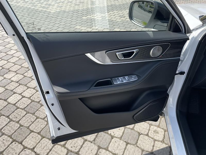 Chery Tiggo 7 PHEV (2026) PHEV FAMILY EDITION! - fotka 12 z 23