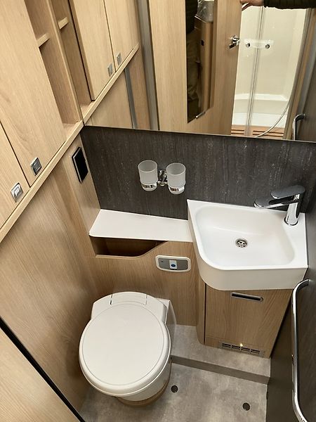 Hymer (2025) ML I 780 Blackline Isola MY26 - fotka 17 z 26