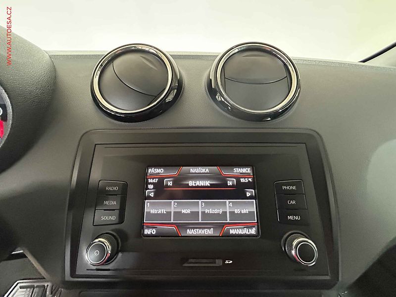 Seat Ibiza (2015) 1.2 TSi, Style - fotka 15 z 17