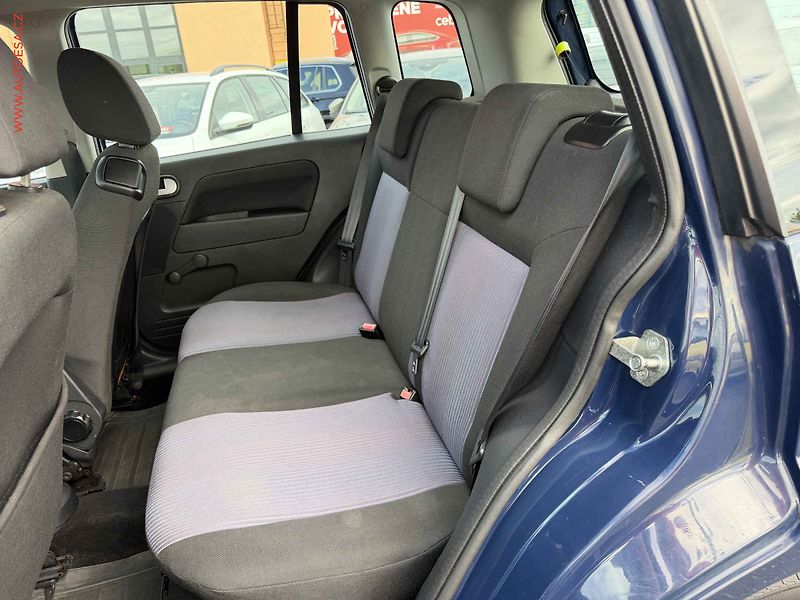 Ford Fusion (2009) 1.4i, 2.maj,ČR, AC - fotka 10 z 15