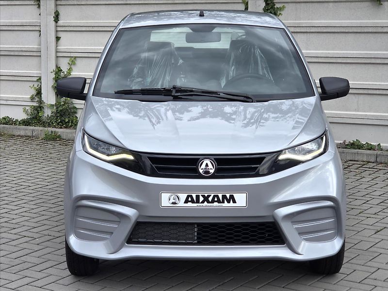 Aixam City (2026) 0,5 D Pack Ambition A/T  Pack - fotka 2 z 16