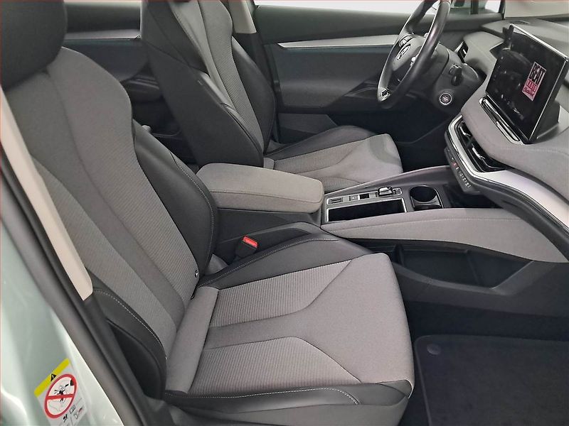 Škoda Enyaq (2023) 60 (62 kWh), SoH 94% - fotka 9 z 20
