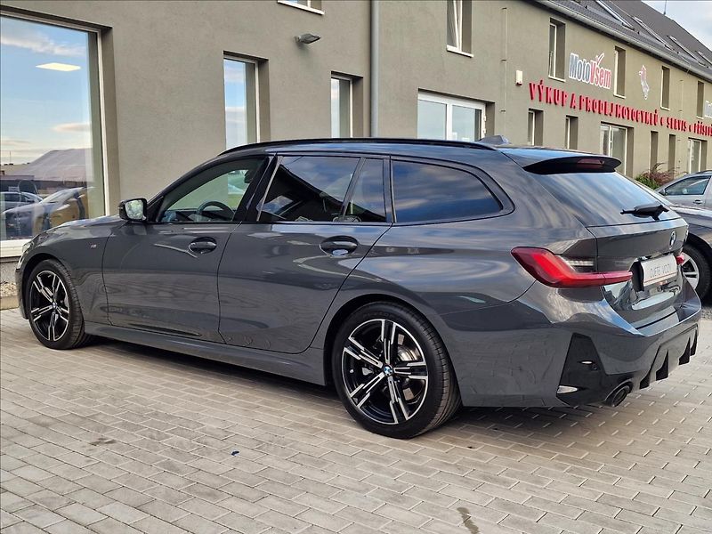 BMW Řada 3 330d Xdrive M-Sport ČR,1.Maj. - fotka 7 z 50