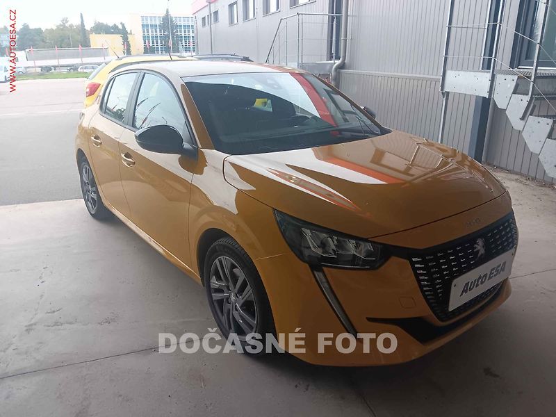 Peugeot 208 (2022) 1.2PT, 2.maj,ČR, Active, AT - fotka 1 z 3
