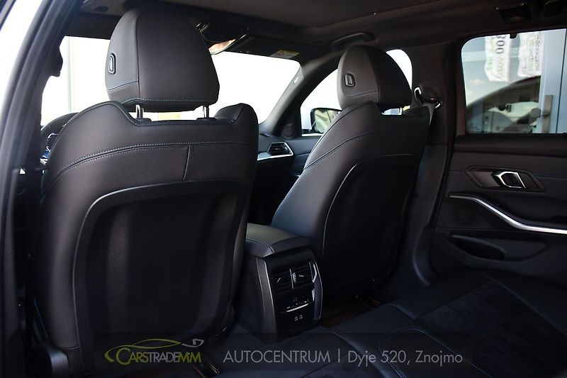 BMW Řada 3 320D XDRIVE M-SPORT ČR HUD - fotka 12 z 59