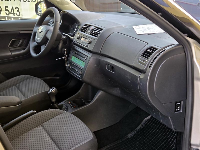 Škoda Roomster TSi 1.maj, NOVÉ ROZVODY        - fotka 23 z 41