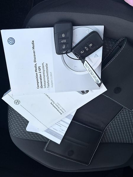 Volkswagen Passat Variant (2023) 2.0 Tdi 122 hp - fotka 15 z 17