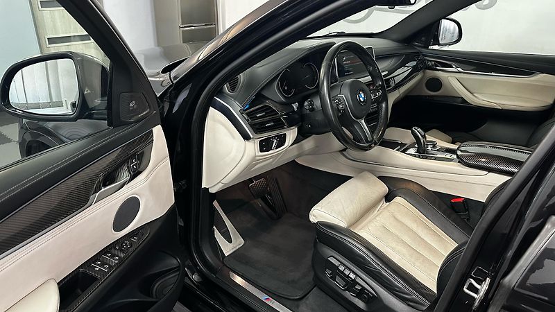 BMW X6 40D / XDRIVE - fotka 31 z 53