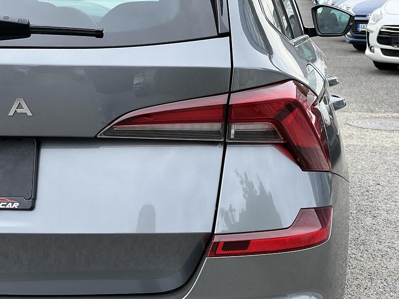 Škoda Kamiq 1.5TSi 110kw Top Selection ČR - fotka 44 z 45