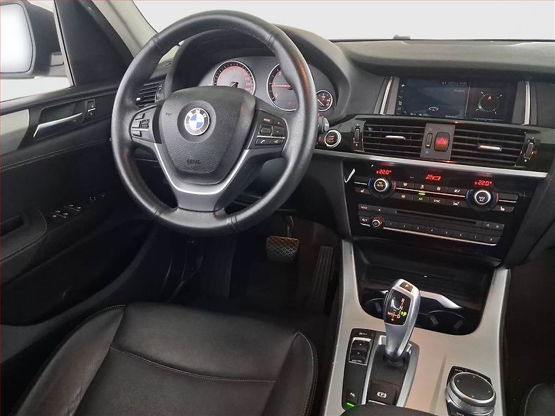 BMW X3 (2016) sDrive18d, Automat, Serv.kniha - fotka 7 z 19