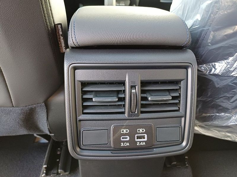 Subaru Forester COMFORT FB20 100 kW CVT - fotka 20 z 23