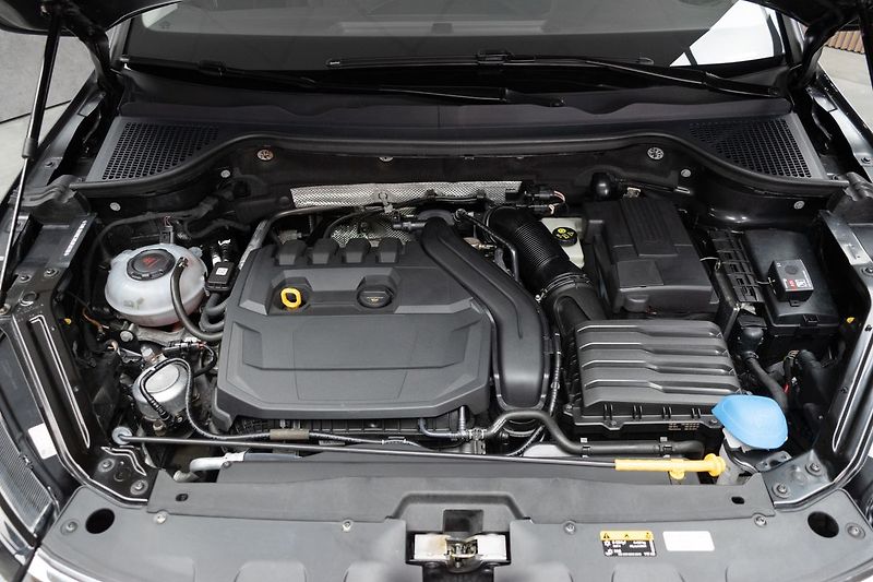 Škoda Karoq 1.5 TSI STYLE+*TAŽNÉ*DSG*ČR* - fotka 37 z 44