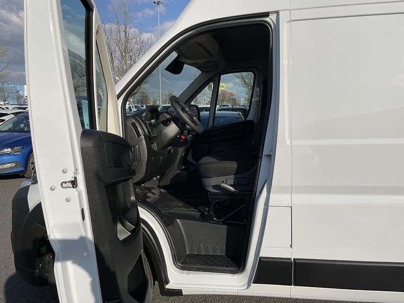 Toyota Proace Max 2.2D 140k 6MT L3H3 - fotka 16 z 33