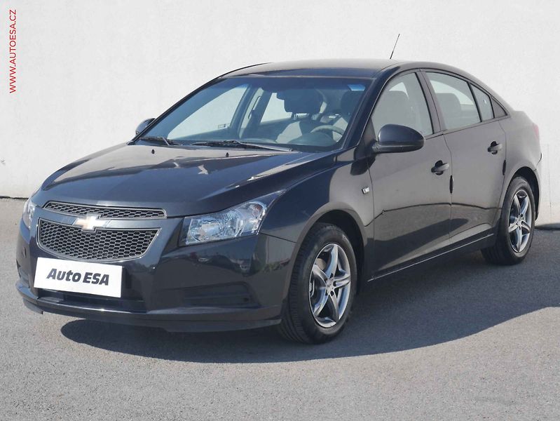 Chevrolet Cruze (2009) 1.6i, ČR, AC, tažné - fotka 3 z 14