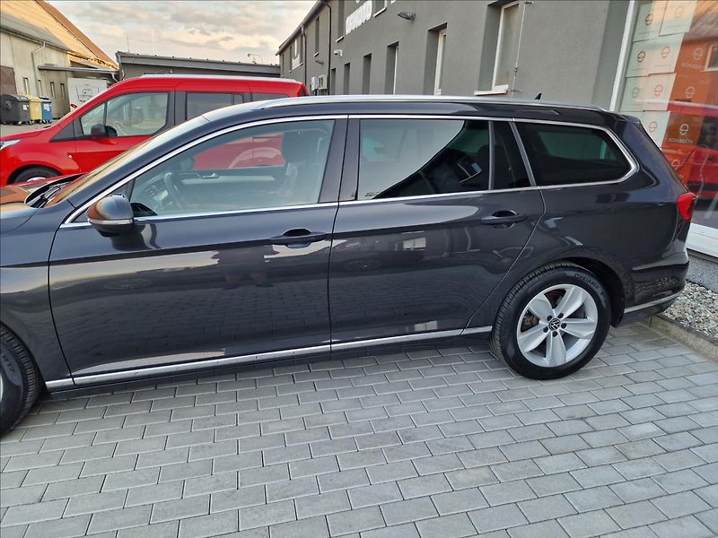 Volkswagen Passat 2.0TDI 147kW 4MOTION DSG Eleg - fotka 43 z 50