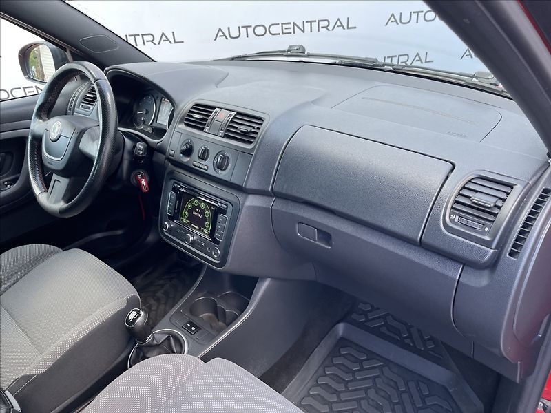 Škoda Fabia 1,2 TSi,MONTE CARLO - fotka 17 z 21