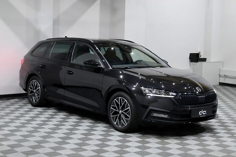 Škoda Octavia 4 Combi 1.5 TSI 110 kW - fotka 2 z 49