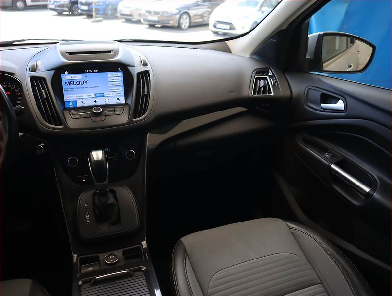 Ford Kuga (2016) 2.0 TDCi, 4X4, Automat, Kůže - fotka 8 z 21