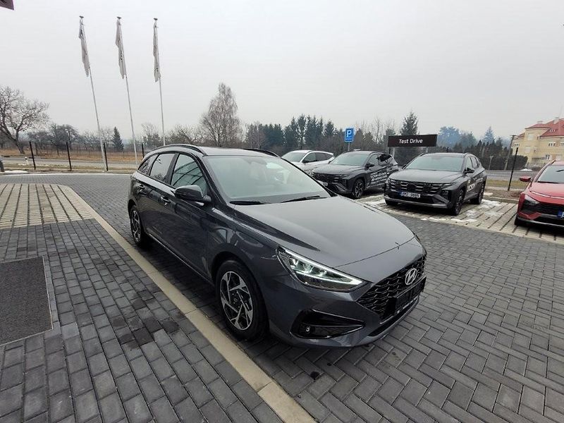 Hyundai i30 (2026) WG 1,0 T-GDI 85kW MT SMART - fotka 10 z 27