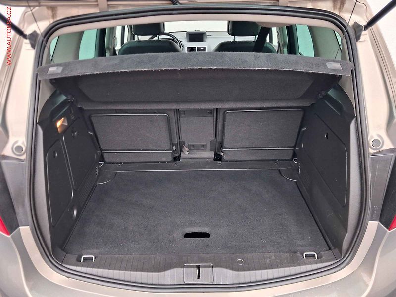 Opel Meriva (2011) 1.4 T, Innovation, navi - fotka 7 z 18