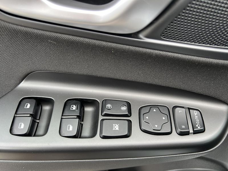 Hyundai Kona 1.6T-GDi 146kw PŮVOD ČR odpDPH - fotka 12 z 52