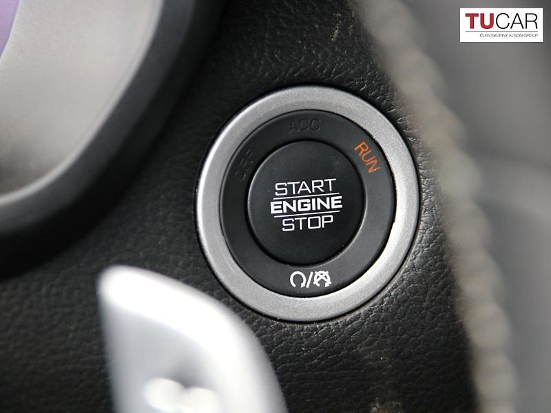 RAM 1500 (2024) Laramie 5.7 V8 HEMI E-Torque - fotka 19 z 38
