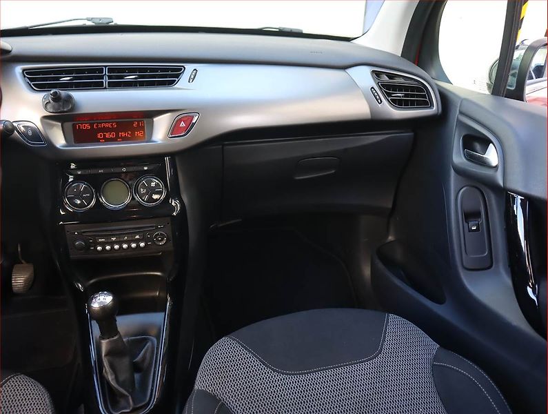 Citroën C3 (2015) 1.2 VTi, Serv.kniha - fotka 8 z 15