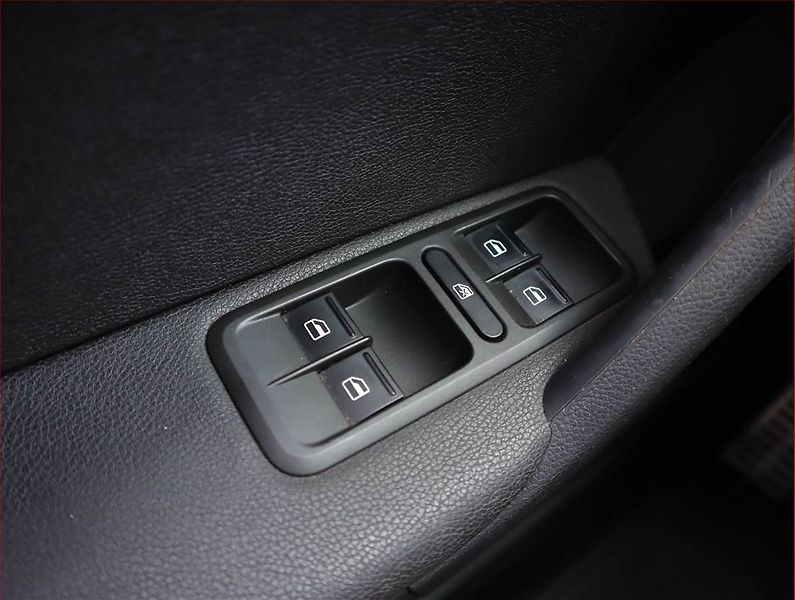 Škoda Yeti (2014) 2.0 TDI, 4X4, Tempomat - fotka 13 z 17