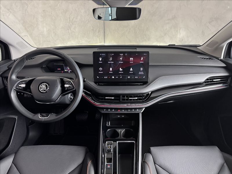 Škoda Enyaq 80 LED Matrix Assist Kamera - fotka 17 z 48